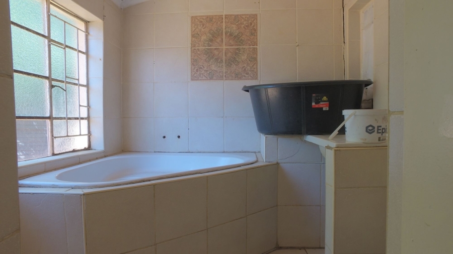 3 Bedroom Property for Sale in Oos Einde North West